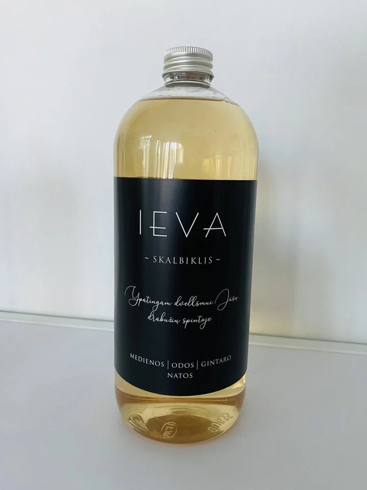 IEVA Parfumuotas Skalbiklis Medienos, Odos ir Gintaro kvapo, audinių skalbiklis, skalbiklis su fermentais, skalbiklis su kvepalais, rafinuotas skalbiklis